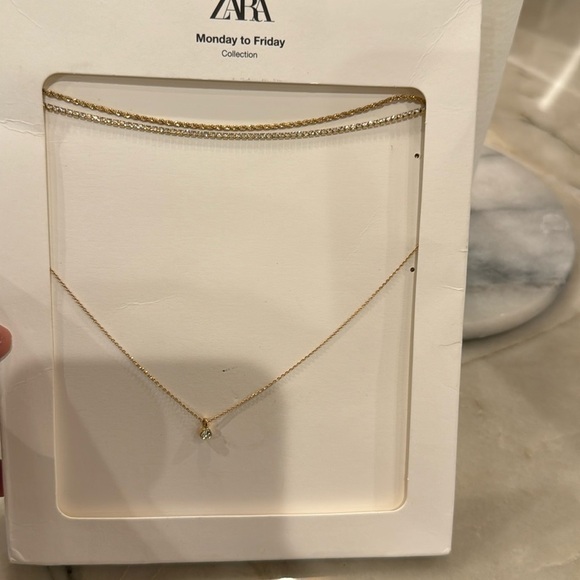 Zara set necklace Monday to Friday 🔥🔥 NWT - Picture 1 of 3